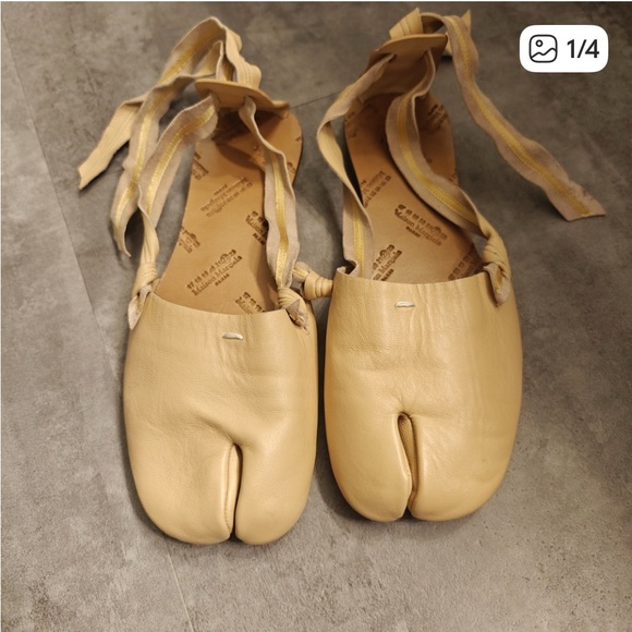 Meet your Posher, Goldie - Picture 1 of 1